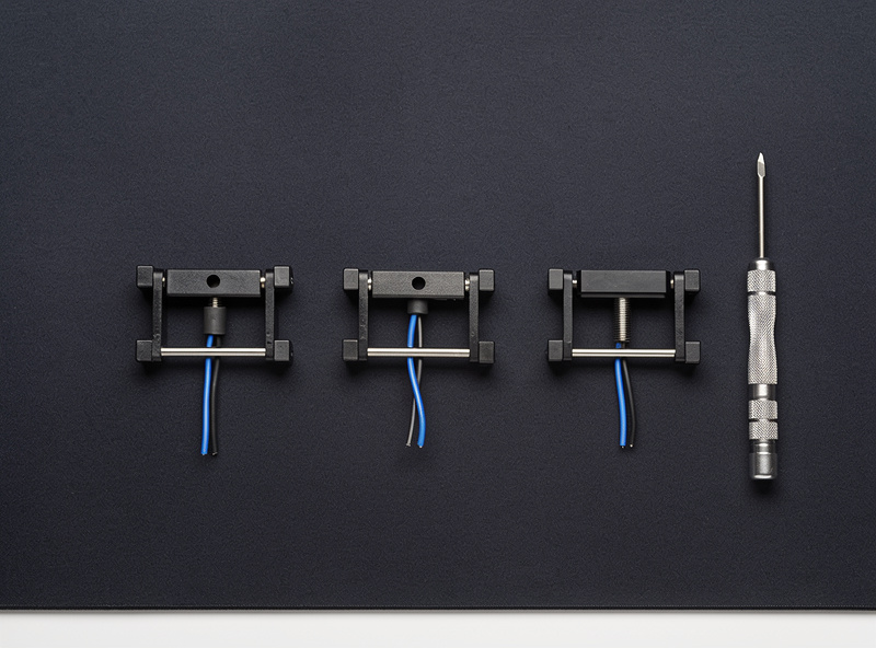 Plate-mount, clip-in PCB, and screw-in keyboard stabilizers laid out for comparison